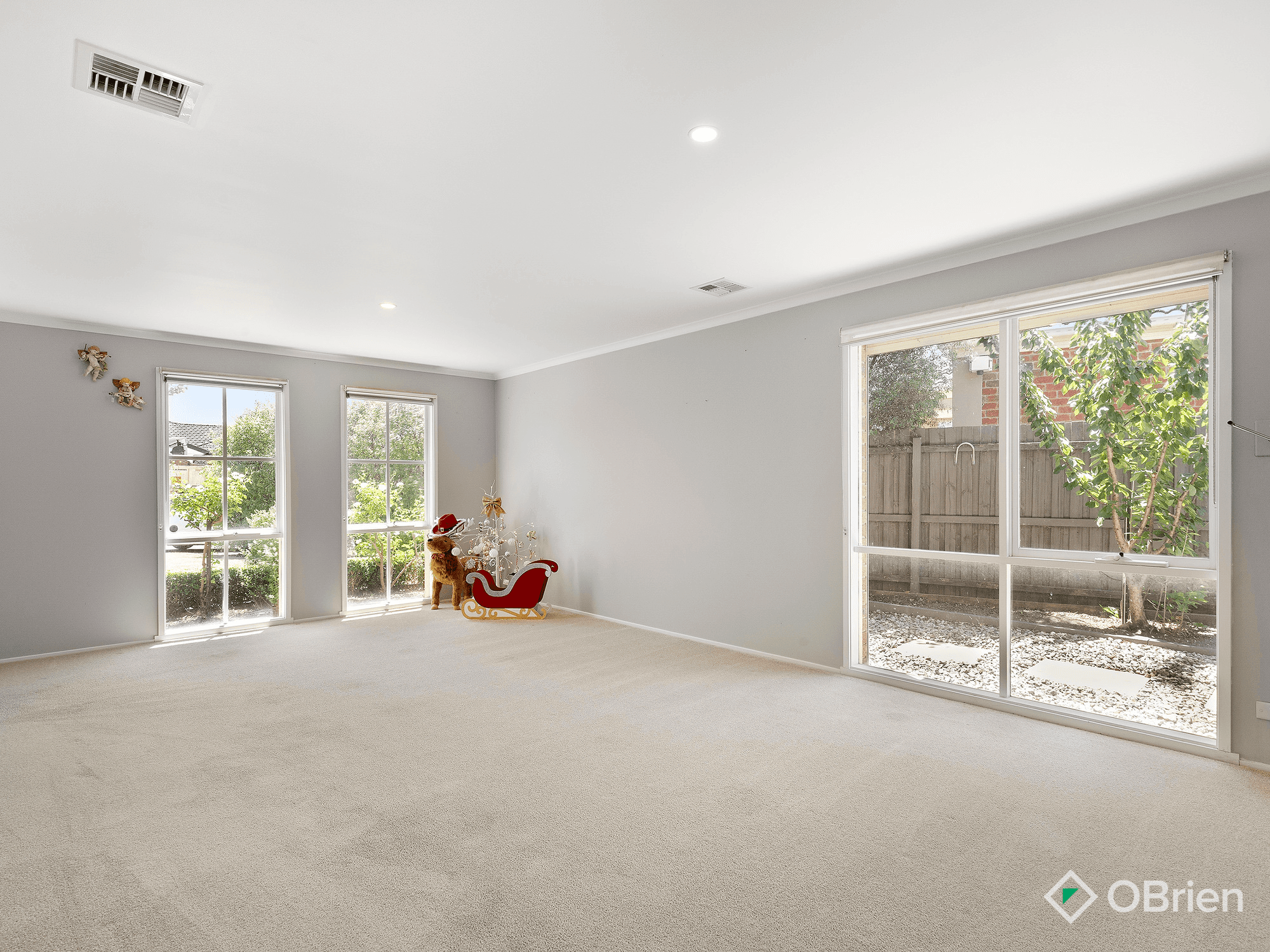 12 Trindall Place, Taylors Lakes, VIC 3038