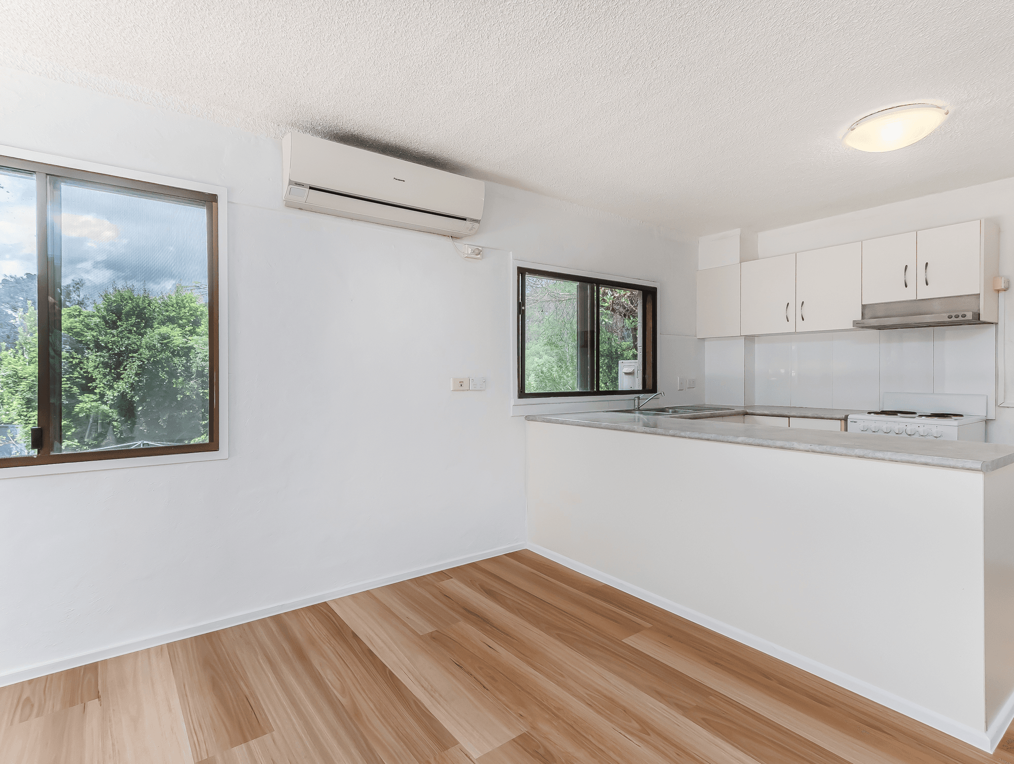 5/2 Arika Avenue, OCEAN SHORES, NSW 2483