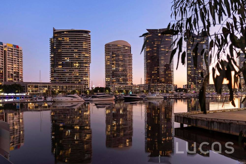207/94 River Esplanade, Docklands, VIC 3008
