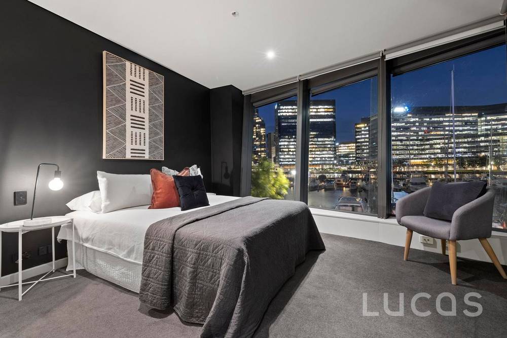 207/94 River Esplanade, Docklands, VIC 3008