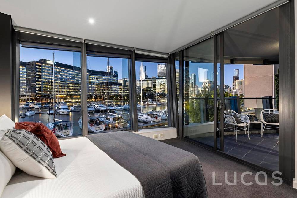 207/94 River Esplanade, Docklands, VIC 3008