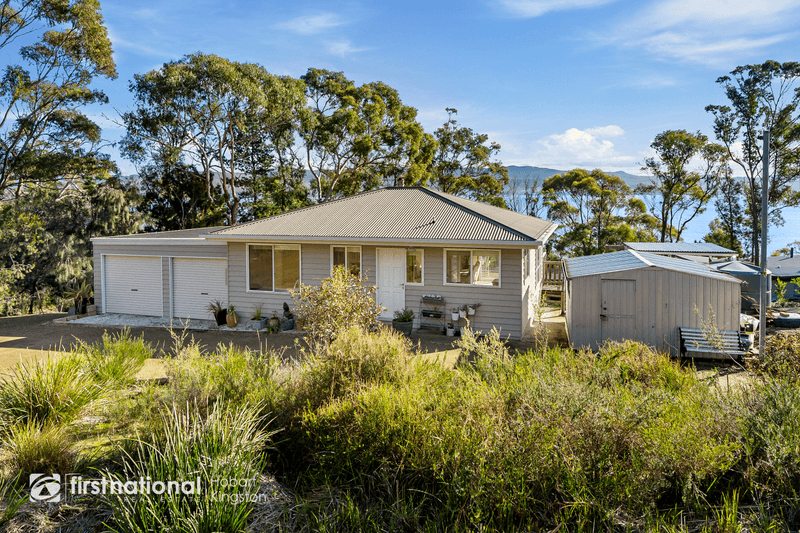 27 Cox Drive, DENNES POINT, TAS 7150