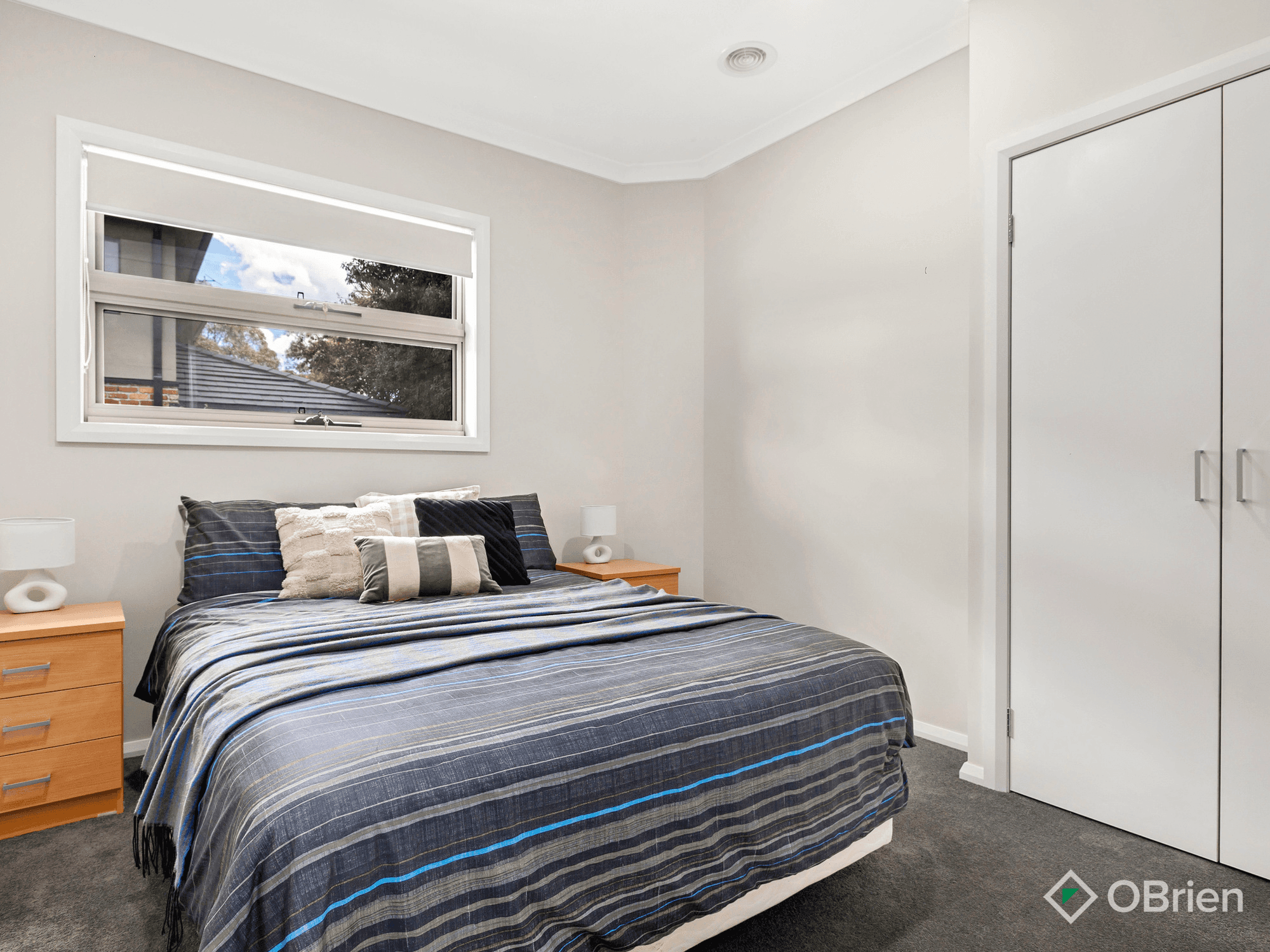 1/4 Herbert Crescent, Sunbury, VIC 3429