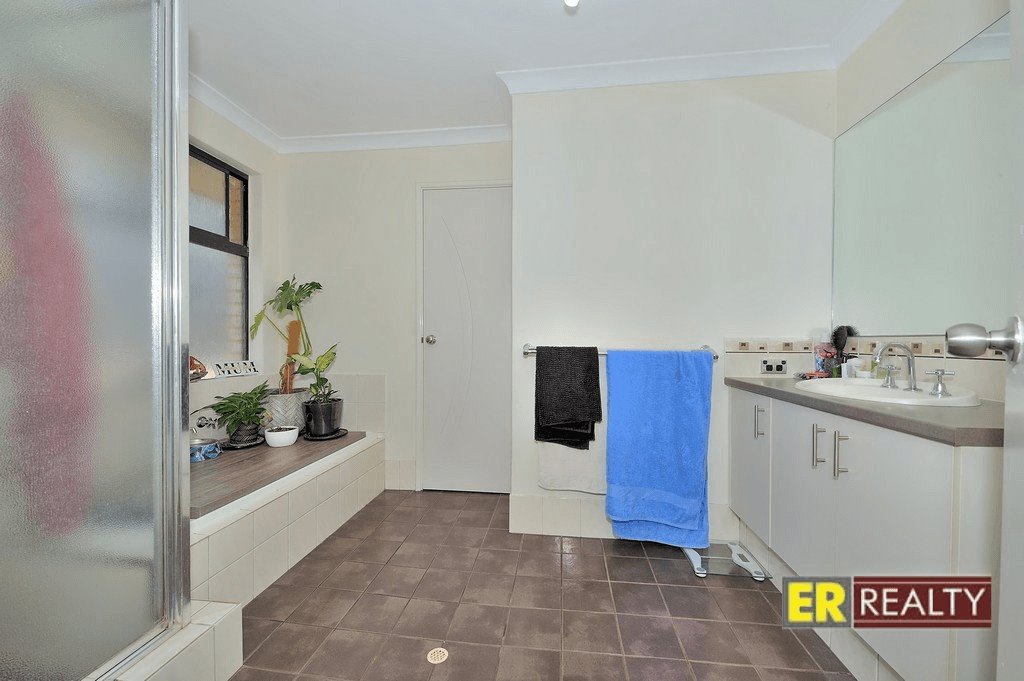 10 Ginnini Lane, ELLENBROOK, WA 6069