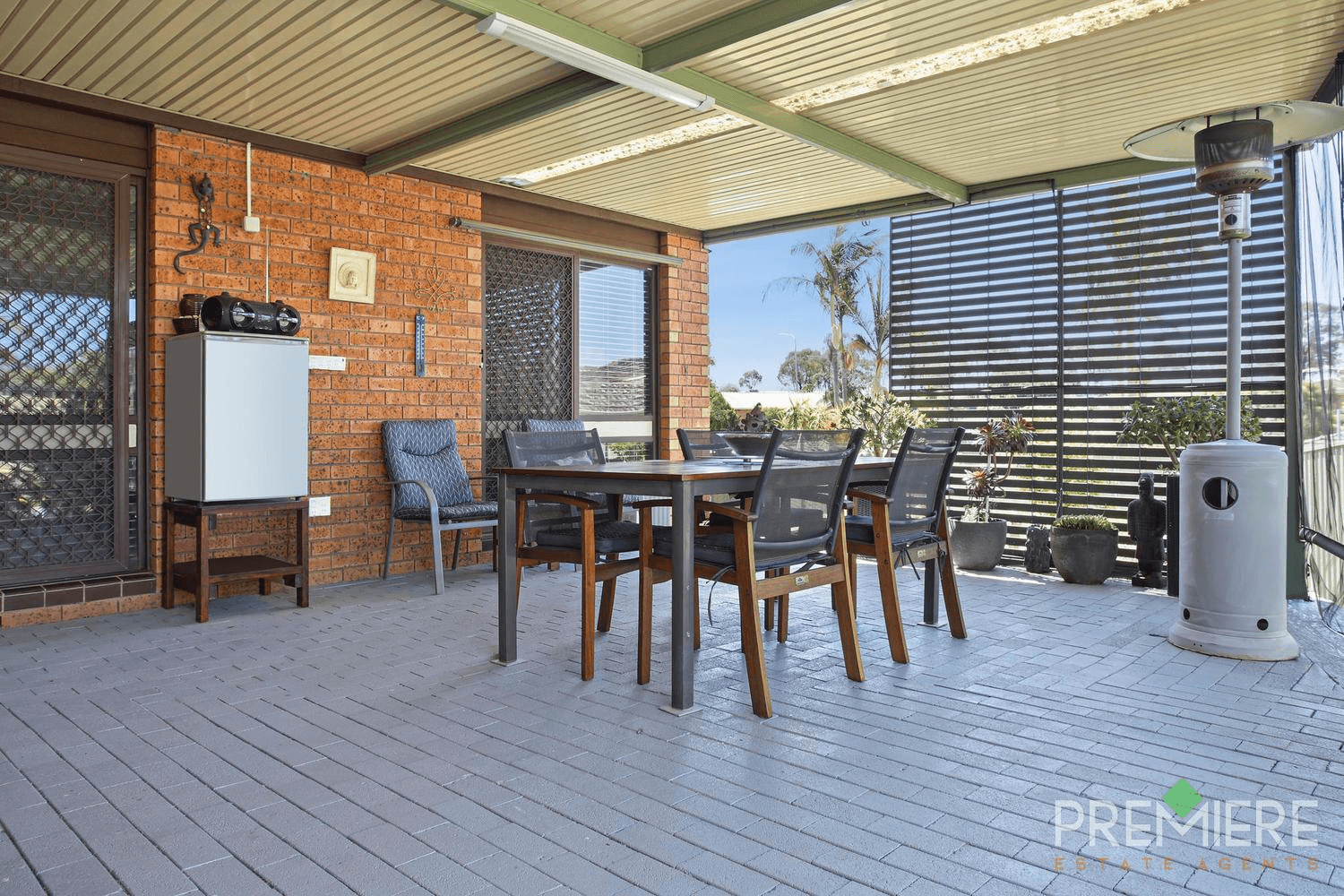 106 Emerald Drive, Eagle Vale, NSW 2558