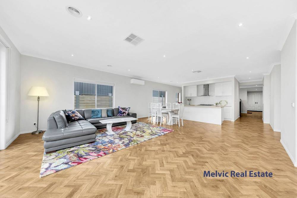 11 Teatree Lane, WALLAN, VIC 3756
