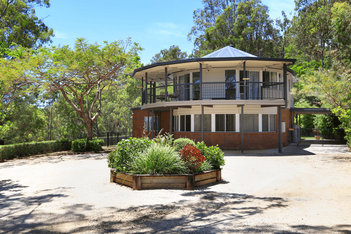 61 Witheren Road, CLAGIRABA, QLD 4211