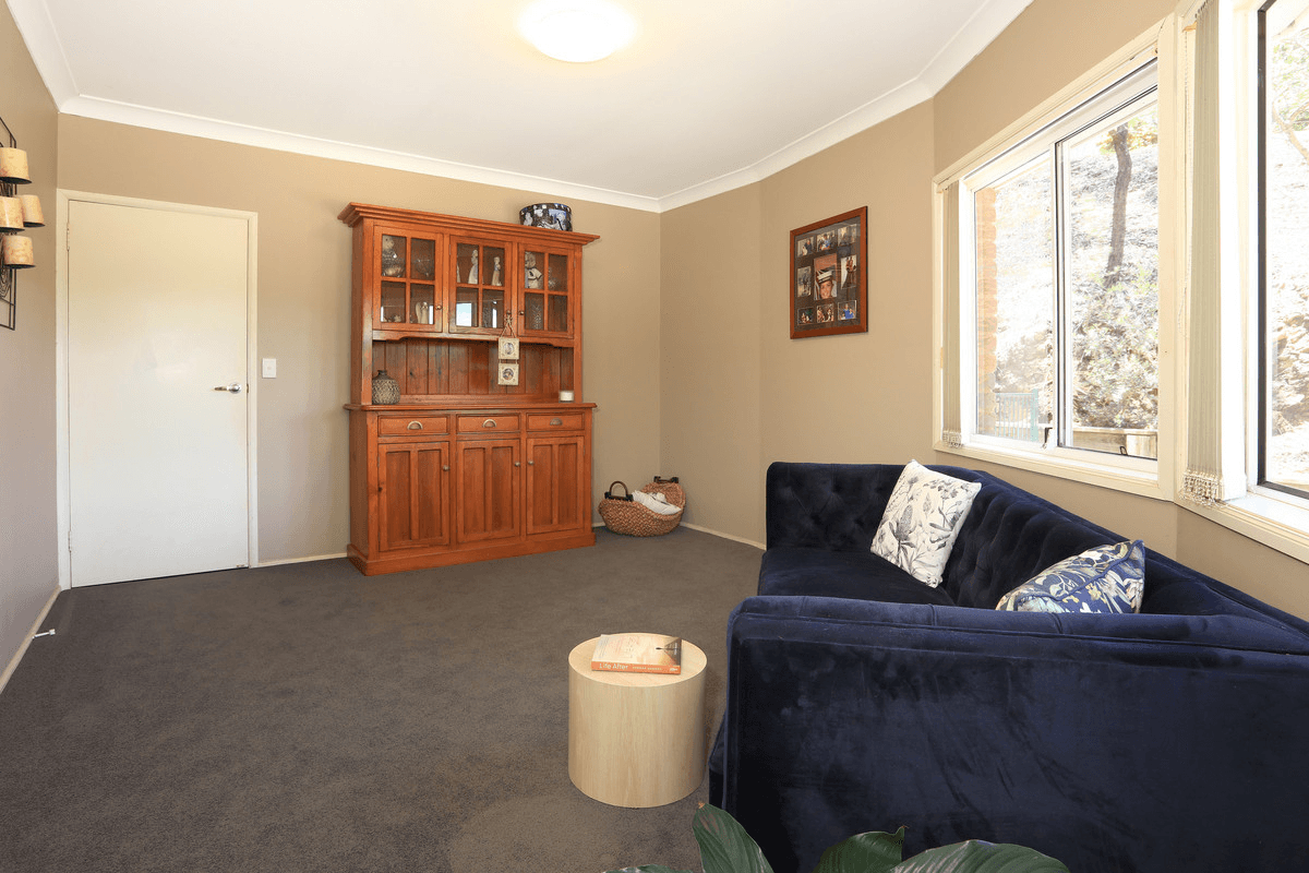 61 Witheren Road, CLAGIRABA, QLD 4211