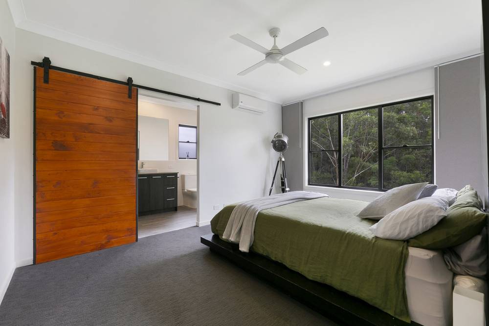 20 Kingcrest Drive, Reedy Creek, QLD 4227