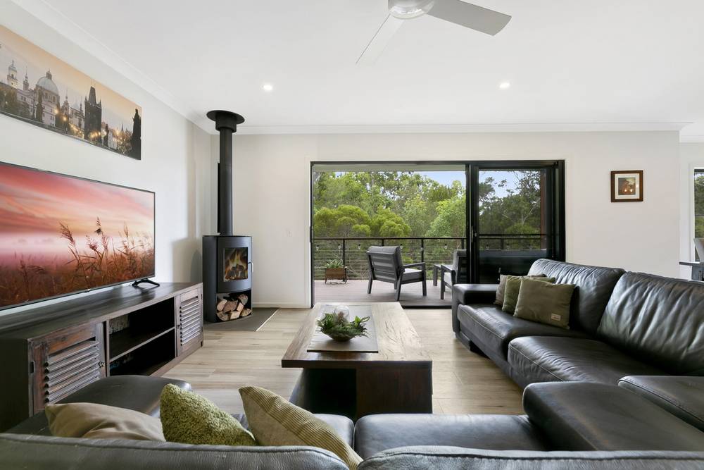 20 Kingcrest Drive, Reedy Creek, QLD 4227