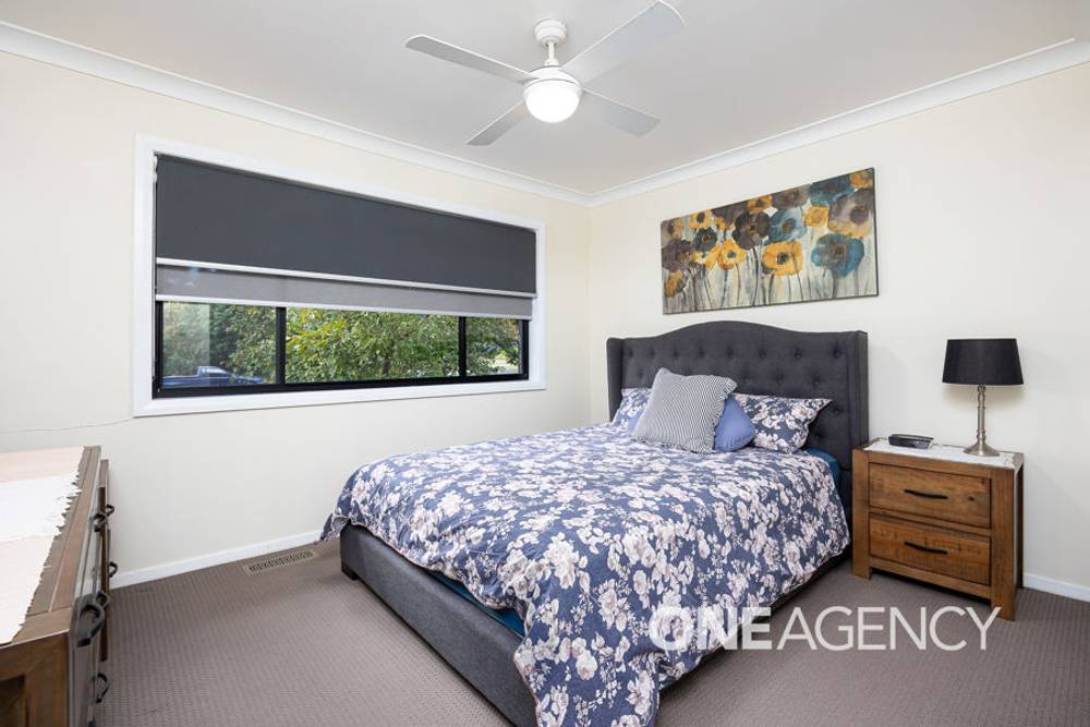 6 LANSDOWNE AVENUE, LAKE ALBERT, NSW 2650