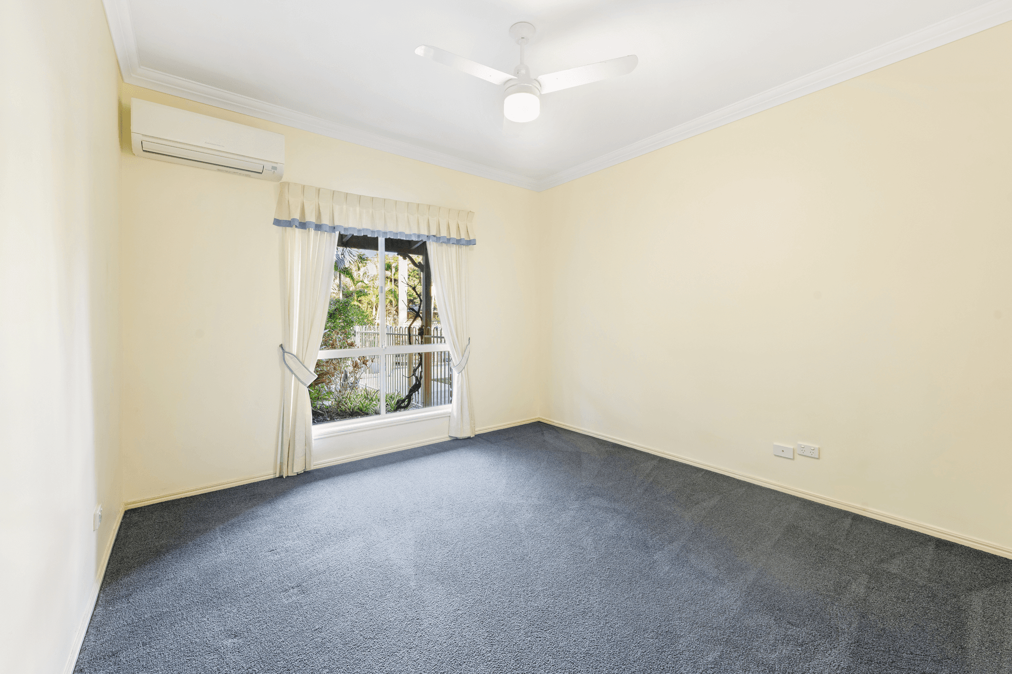 45-47 Mifawny Road, ELIMBAH, QLD 4516