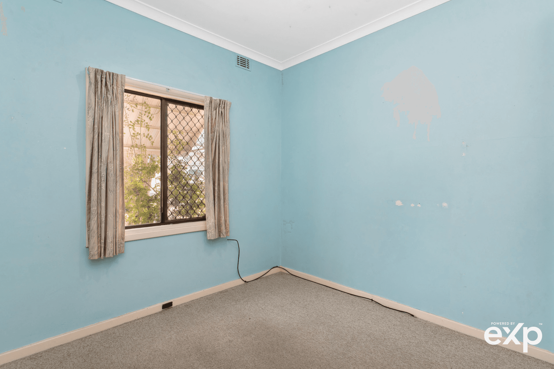 8 Denston Way, Girrawheen, WA 6064