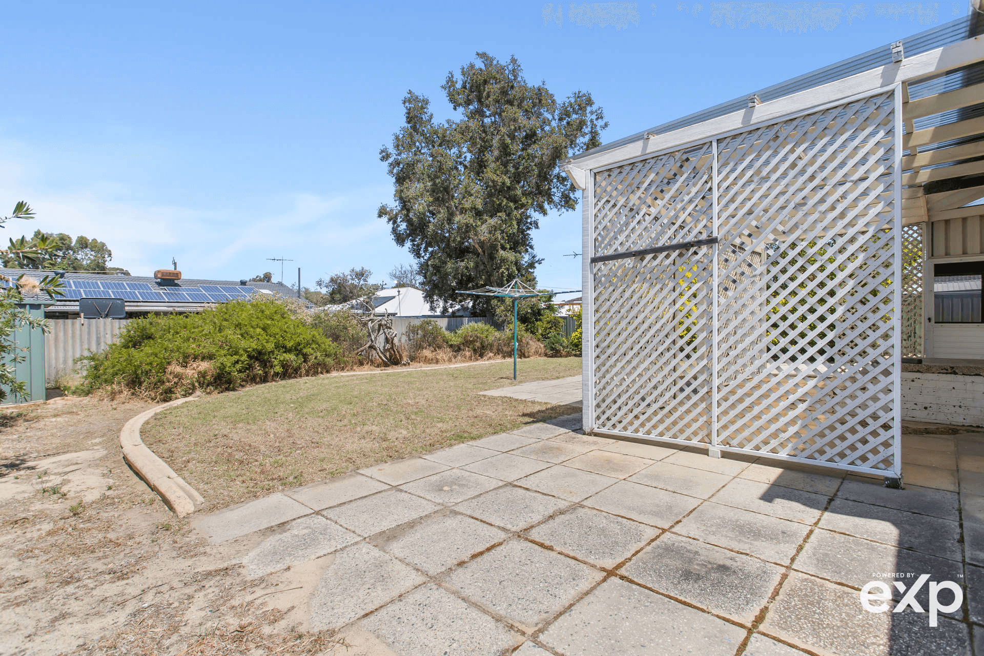 8 Denston Way, Girrawheen, WA 6064