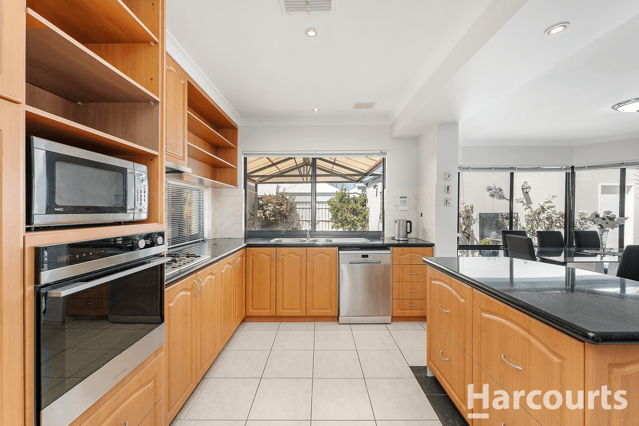 15 Isabellas Way, ERSKINE, WA 6210