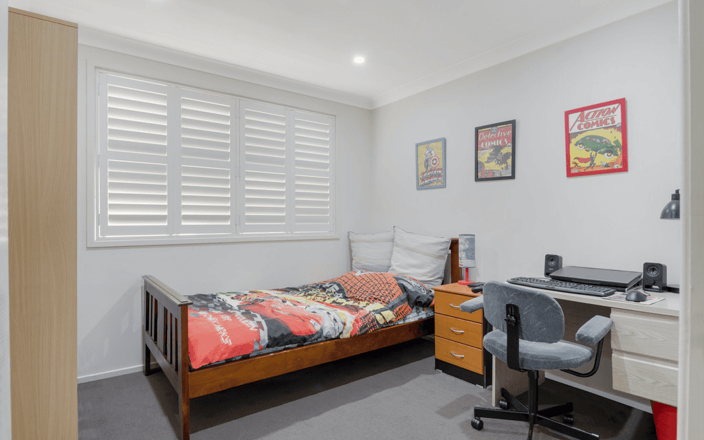 15 Ormiston Avenue, WEST HOXTON, NSW 2171