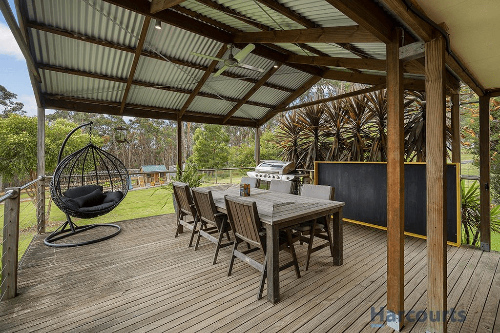 73 Jenkins Road, Scarsdale, VIC 3351