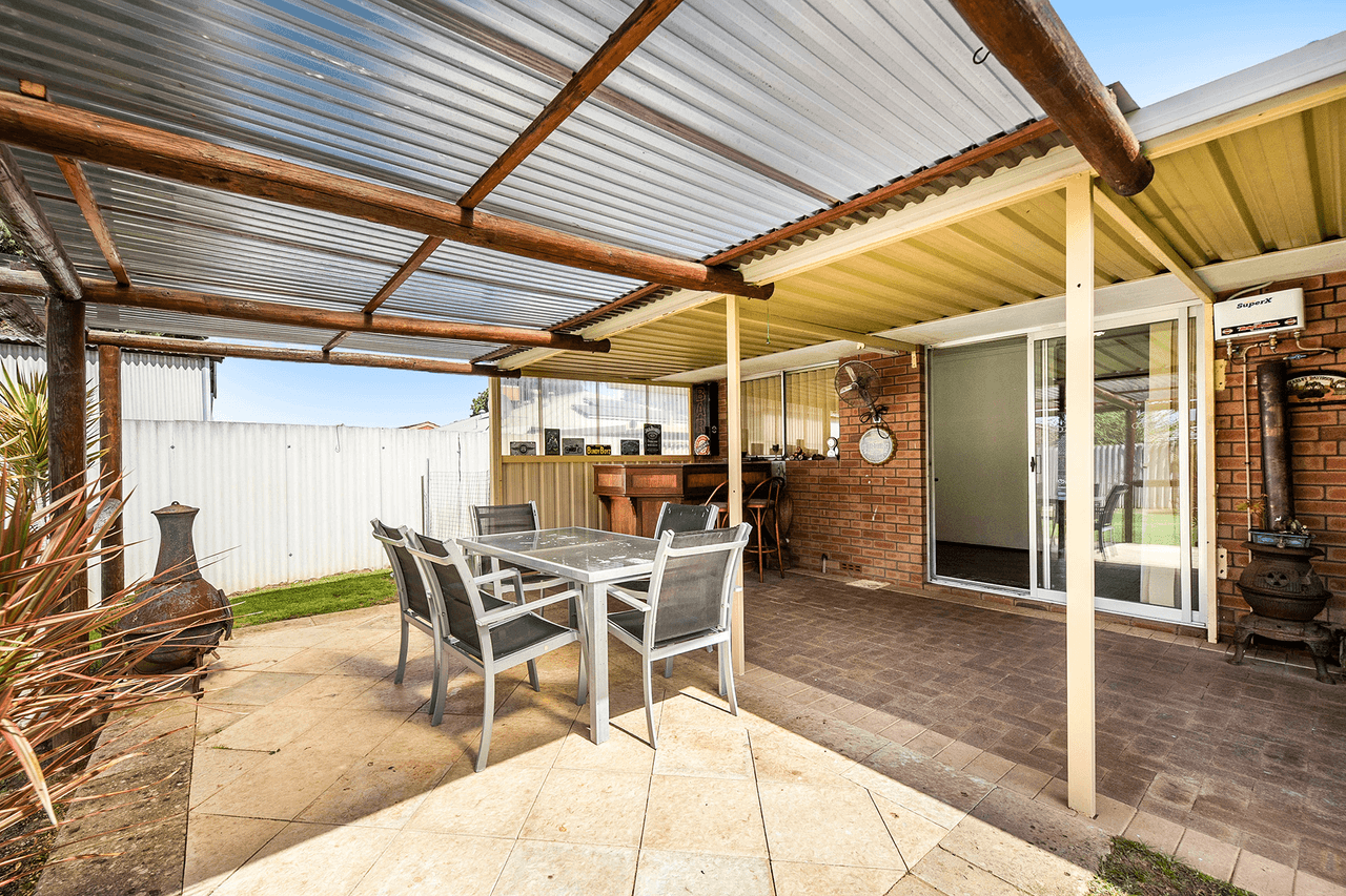 6 Cronin Place, Armadale, WA 6112