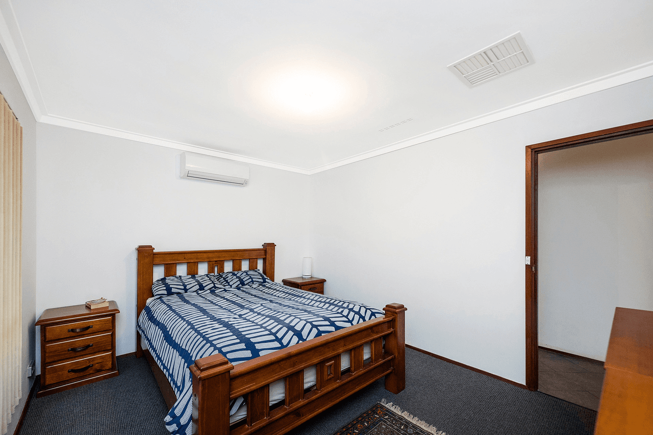 6 Cronin Place, Armadale, WA 6112