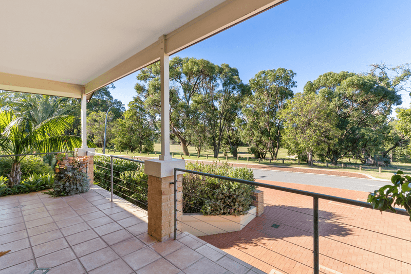 24 Streeton Promenade, WOODVALE, WA 6026