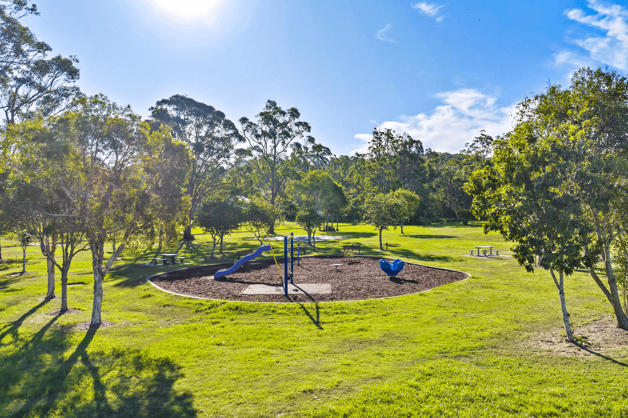 19 Leah Close, BUDERIM, QLD 4556