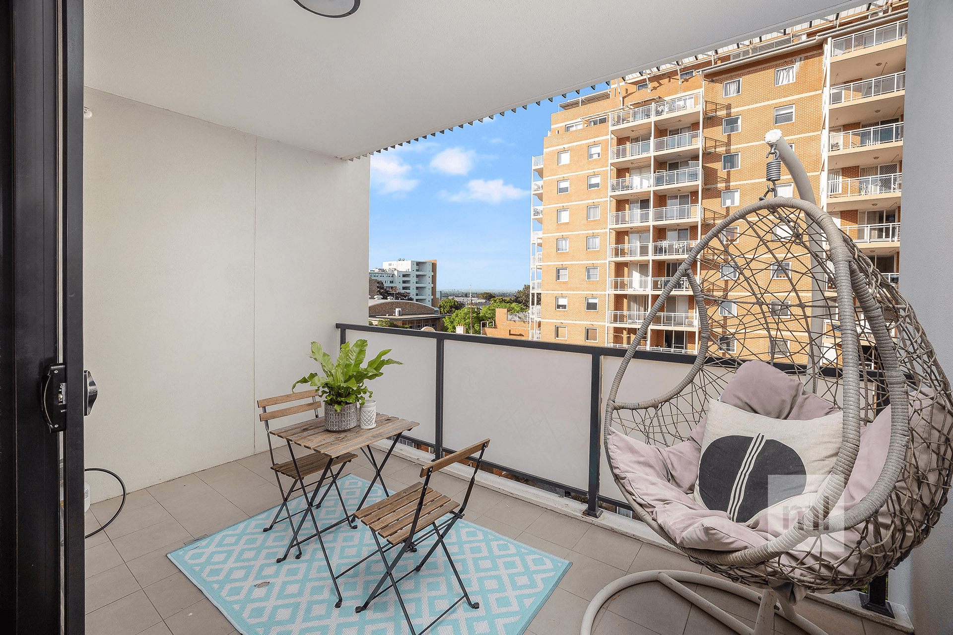 404b/2-2A Barratt Street, HURSTVILLE, NSW 2220