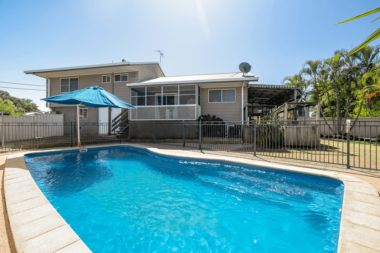 8 Barry Street, EMERALD, QLD 4720