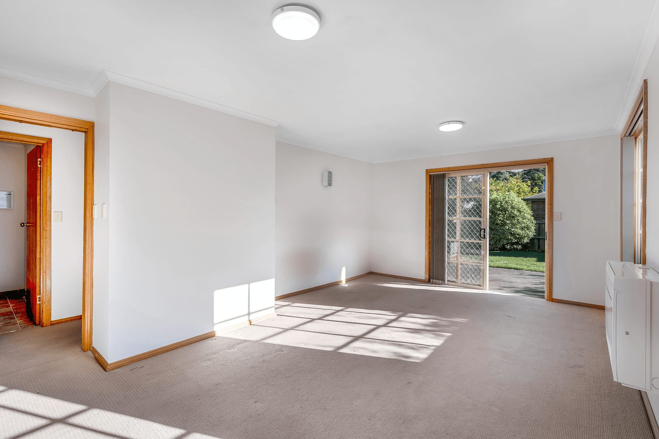 2/8 Sovereign Court, GEILSTON BAY, TAS 7015