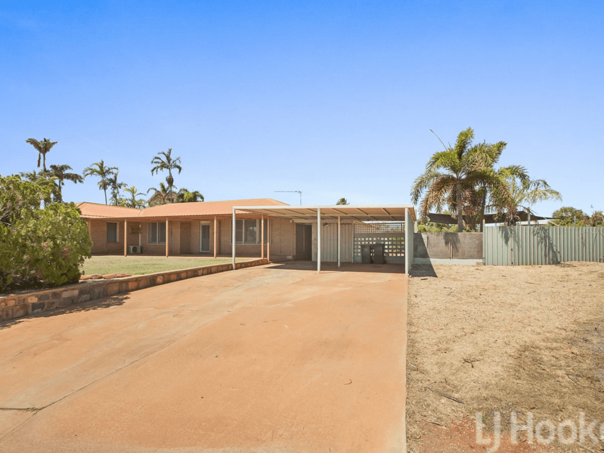 9 Giles Crescent, DAMPIER, WA 6713