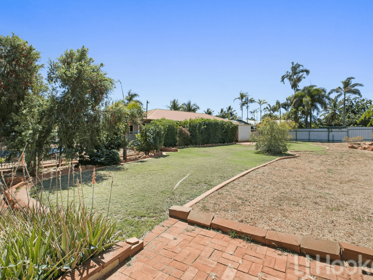 9 Giles Crescent, DAMPIER, WA 6713