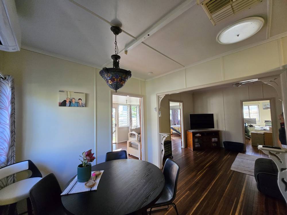 25 Eighth Avenue, Theodore, QLD 4719