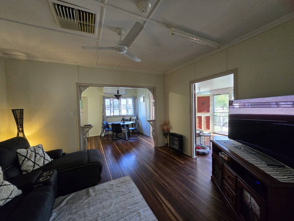 25 Eighth Avenue, Theodore, QLD 4719