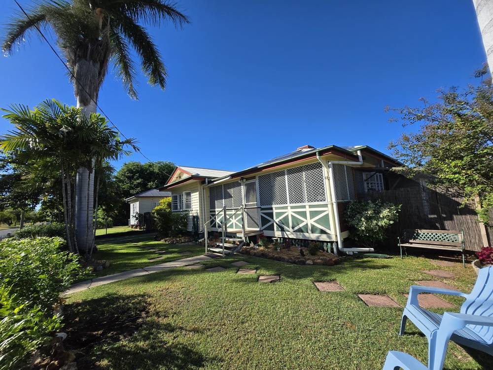 25 Eighth Avenue, Theodore, QLD 4719