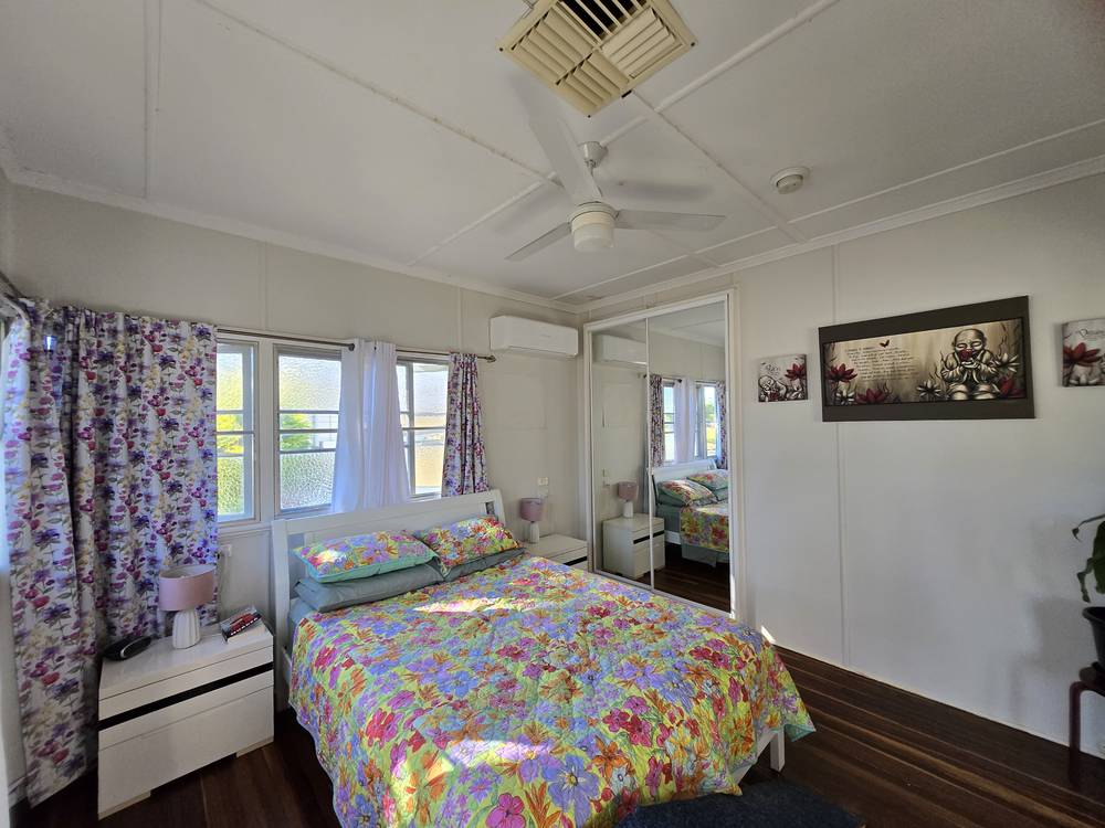 25 Eighth Avenue, Theodore, QLD 4719