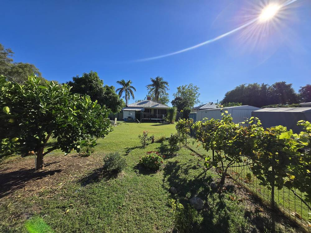 25 Eighth Avenue, Theodore, QLD 4719