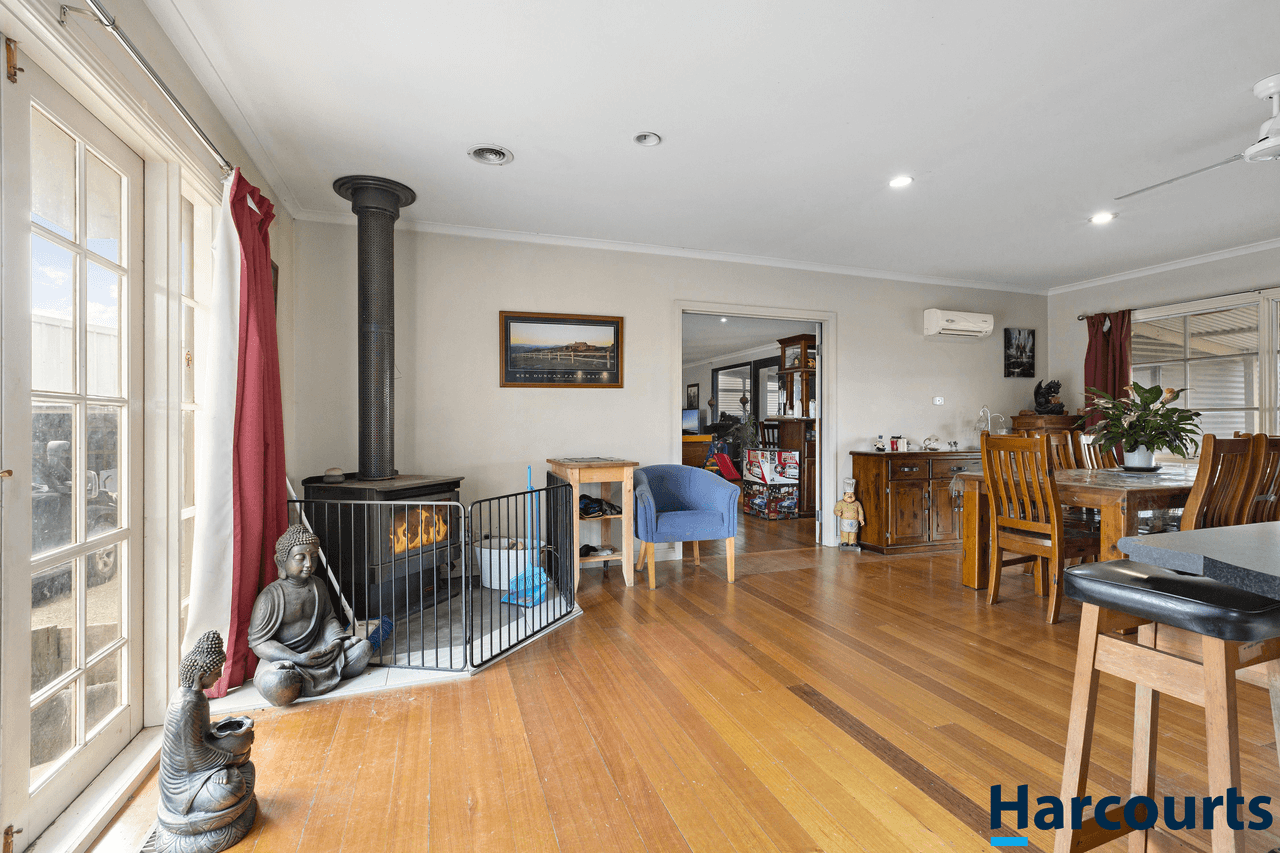 120 School Lane, CAMBRIAN HILL, VIC 3352