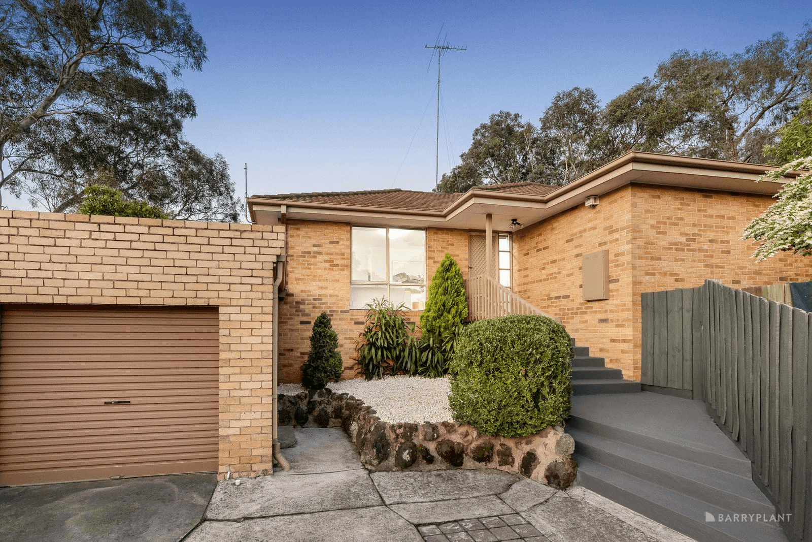 2/31 Glenair Street, TEMPLESTOWE LOWER, VIC 3107