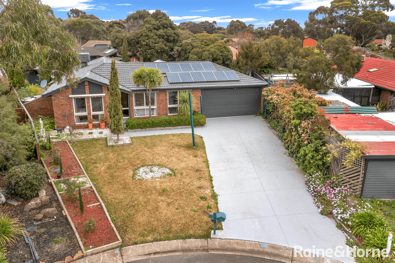 4 Teal Court, SUNBURY, VIC 3429