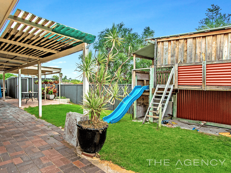 13 Wooleen Street, Golden Bay, WA 6174