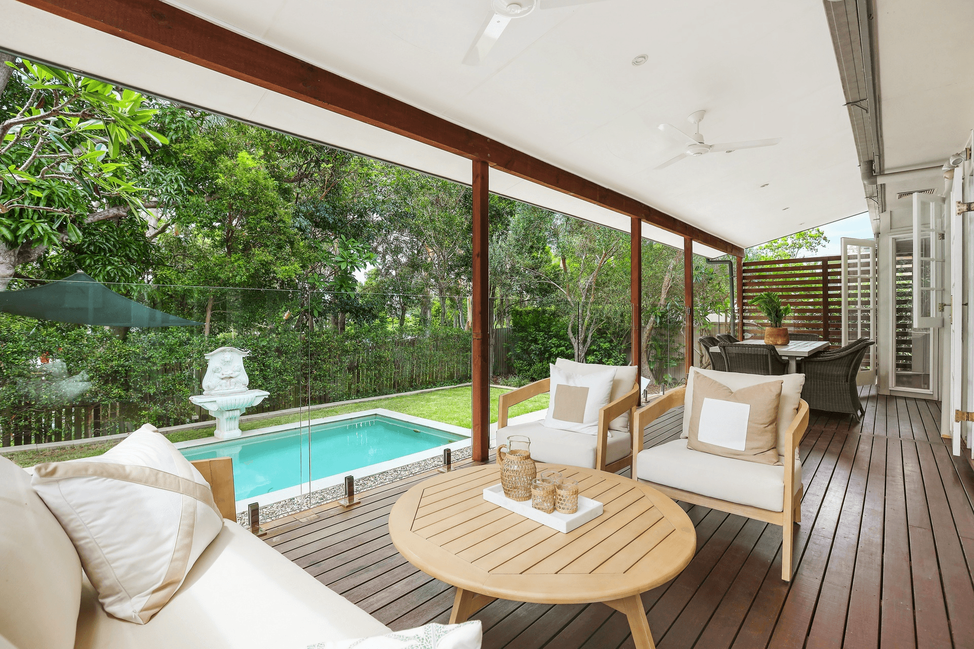 8 Cooper Parade, Southport, QLD 4215