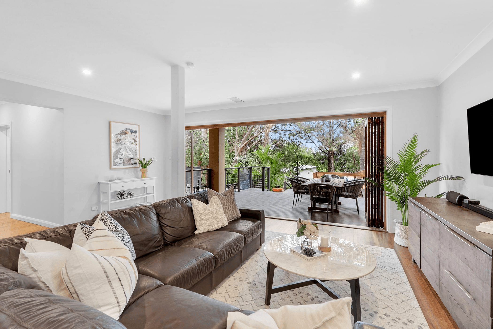 98 Grace Avenue, FORESTVILLE, NSW 2087