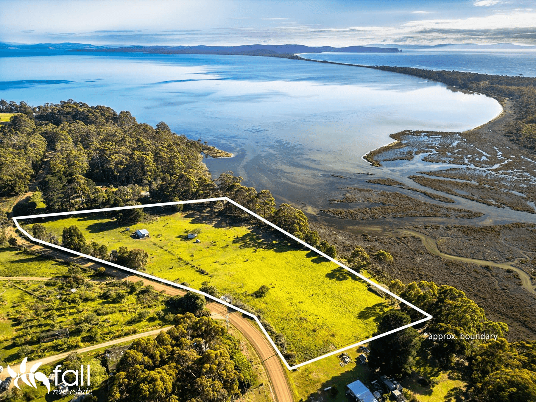 216 Simpsons Bay Road, SIMPSONS BAY, TAS 7150