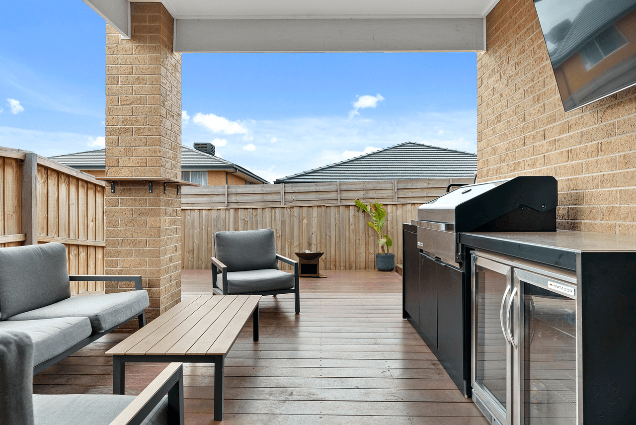 19 Gibson Way, Maddingley, VIC 3340