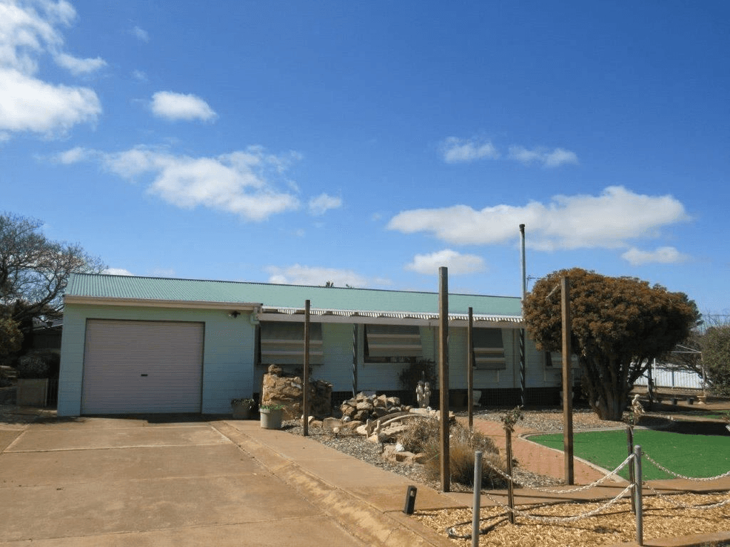 15 Government Road, Peterborough, SA 5422