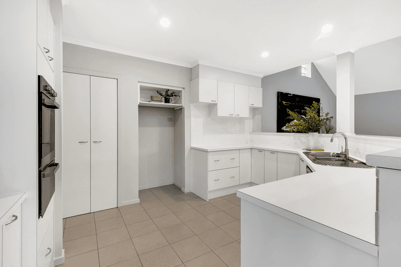 2 Kentmere Court, Greenvale, VIC 3059