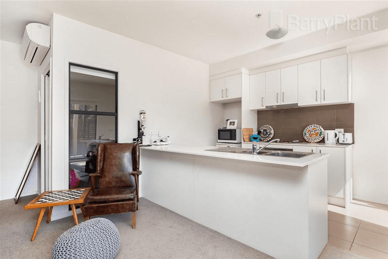 2/3 Close Avenue, Dandenong, VIC 3175