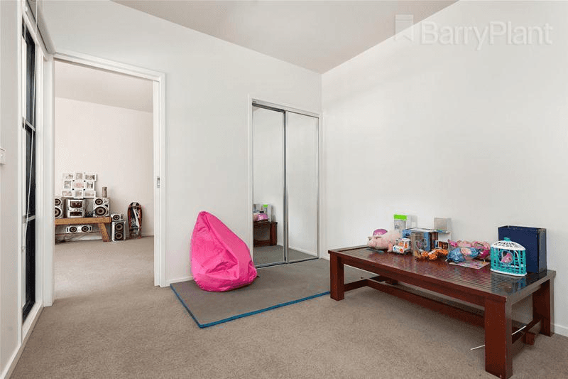 2/3 Close Avenue, Dandenong, VIC 3175