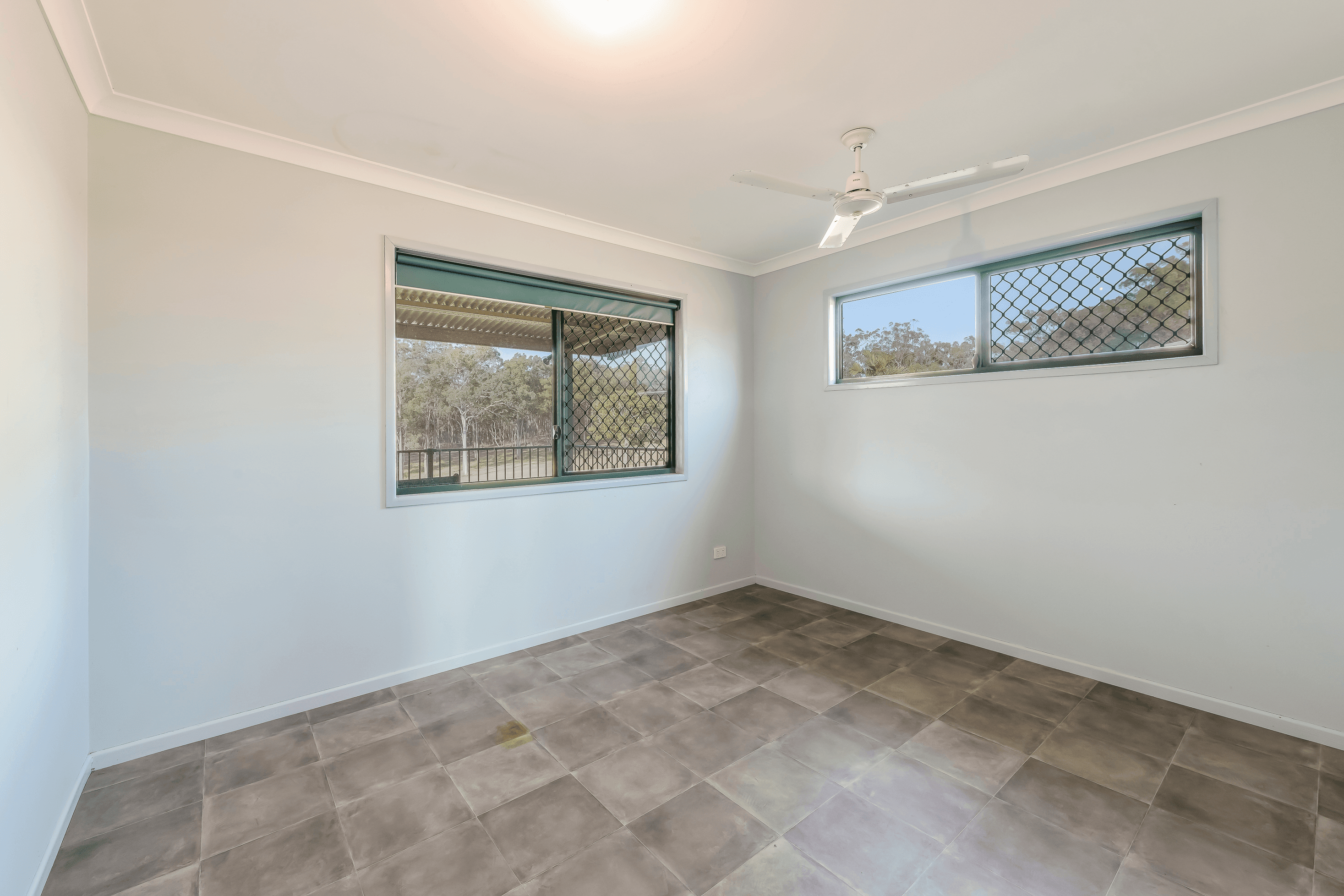 49 Tagon Road, BULLYARD, QLD 4671