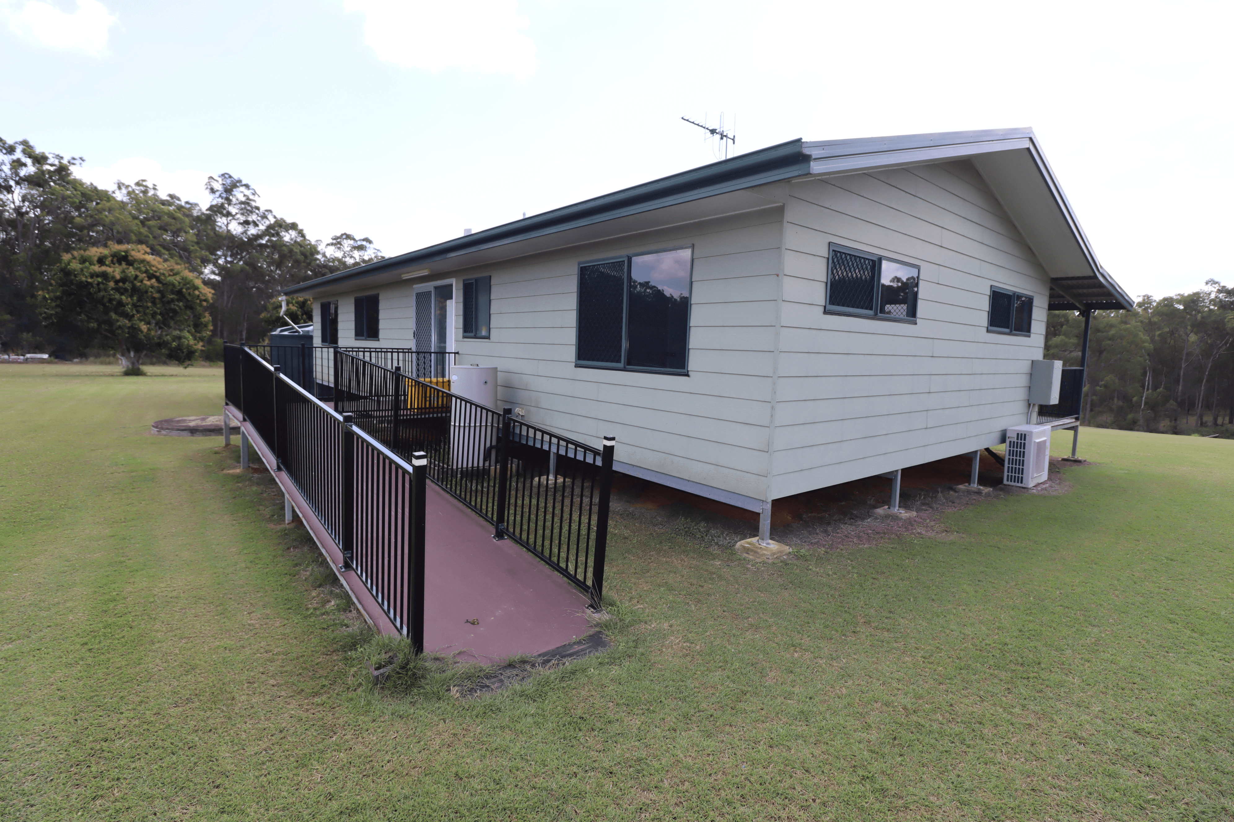 49 Tagon Road, BULLYARD, QLD 4671