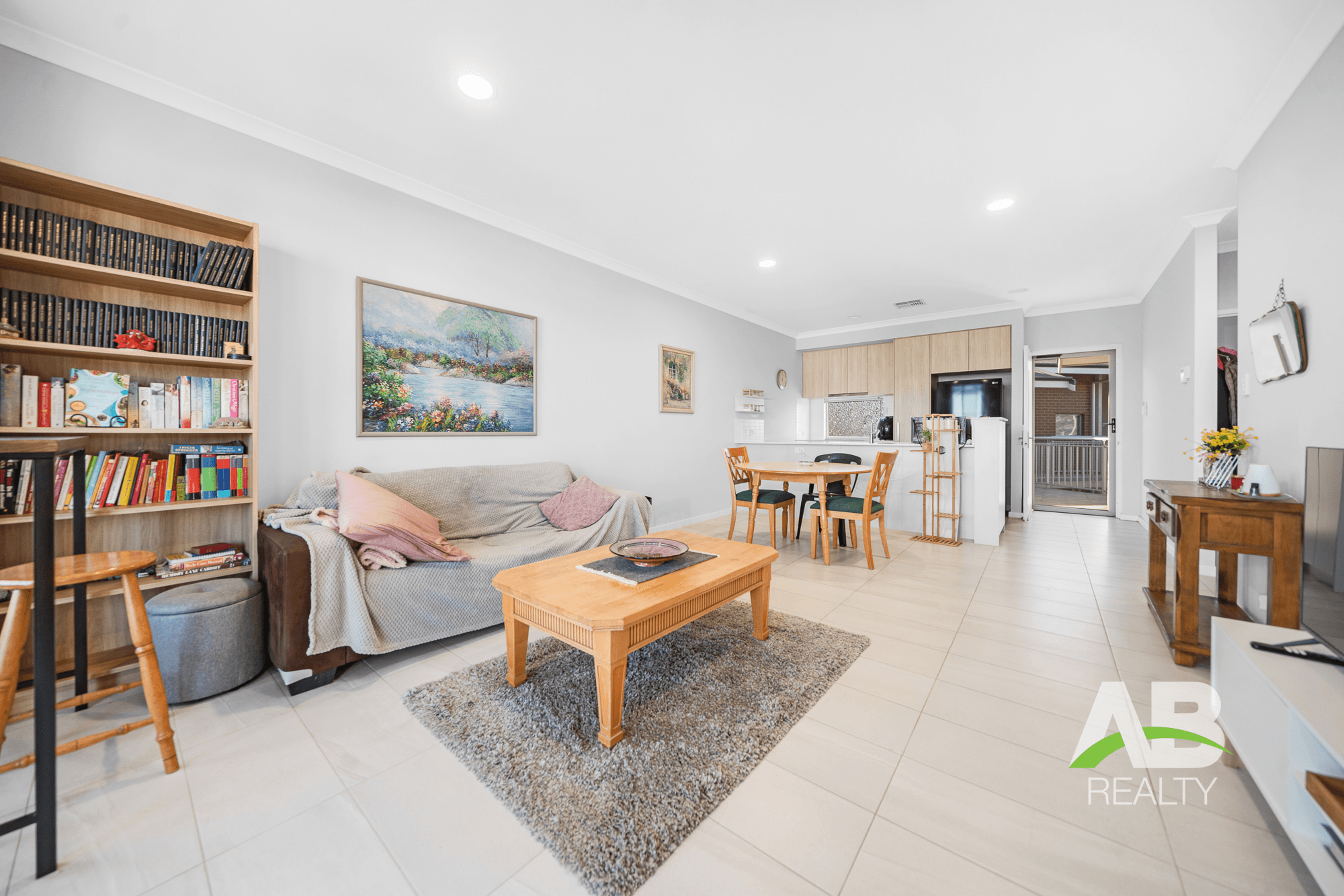 8/2 Lahinch Vista, GNANGARA, WA 6077